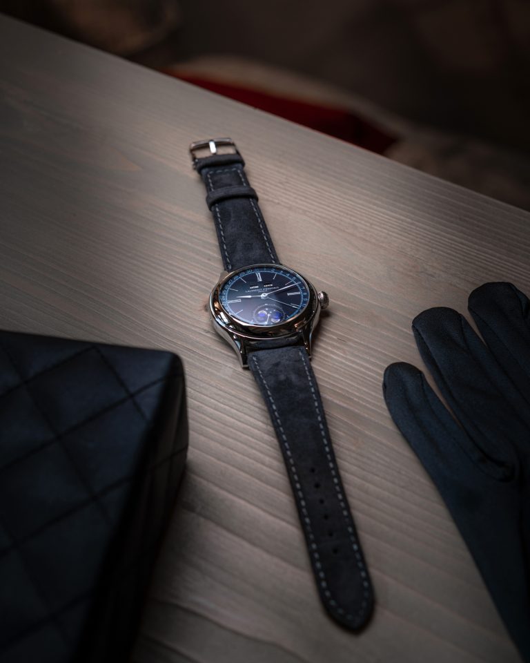 Laurent Ferrier Classic Moon Blue LCF039.AC.C1WC